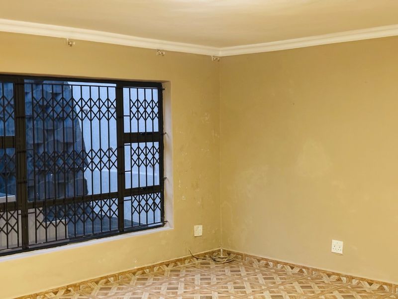 Warm, Spacious Family Home with Income Potential - Photo 5