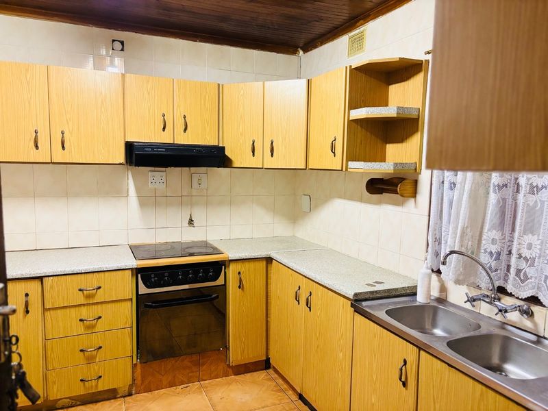 Warm, Spacious Family Home with Income Potential - Photo 2