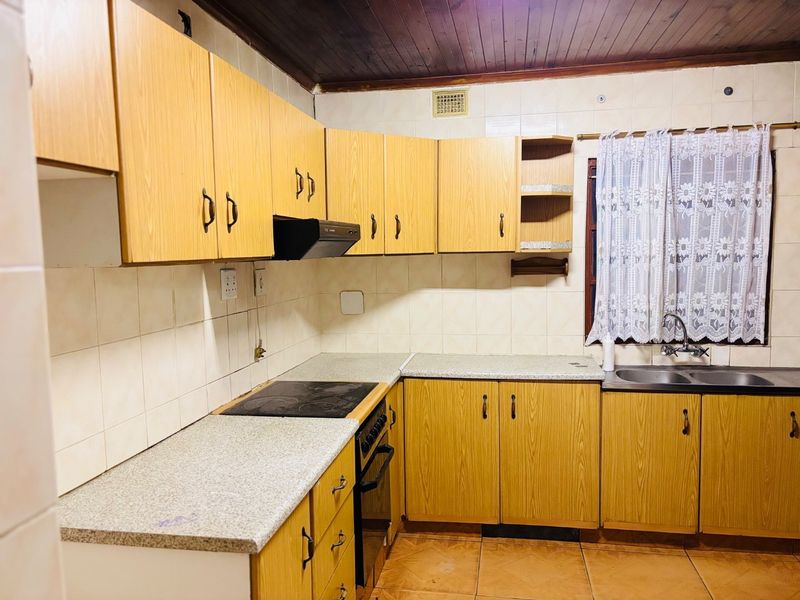 Warm, Spacious Family Home with Income Potential - Photo 3