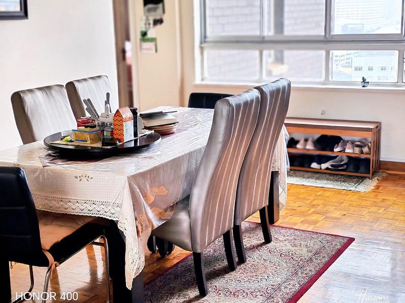 Coastal Sophistication: Frontline 2-Bed Shareblock Apartment on the Golden Mile - Photo 3