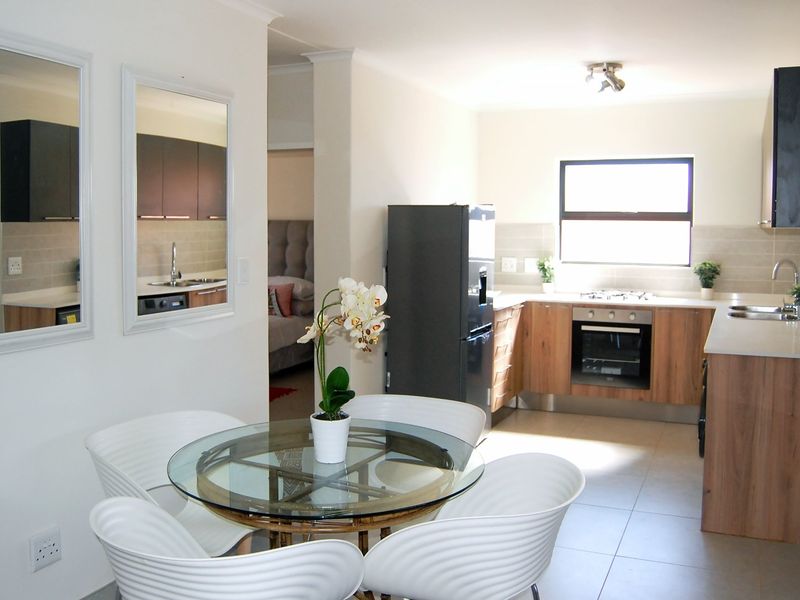 3 Bedroom, 2 bathroom Ground floor apartment to rent in Octave, Midrand! - Photo 4