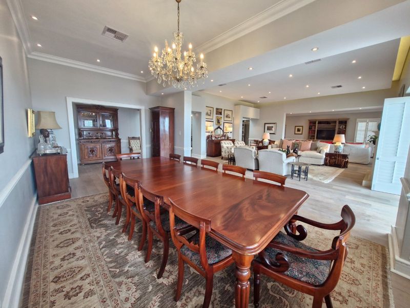 Different Class Altogether - A Sandton Penthouse for Those Who’ve Arrived - Photo 8