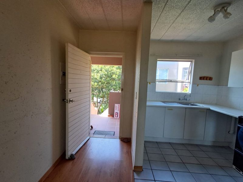 Move-In-Ready 1-Bedroom Unit in Secure Complex - Photo 7