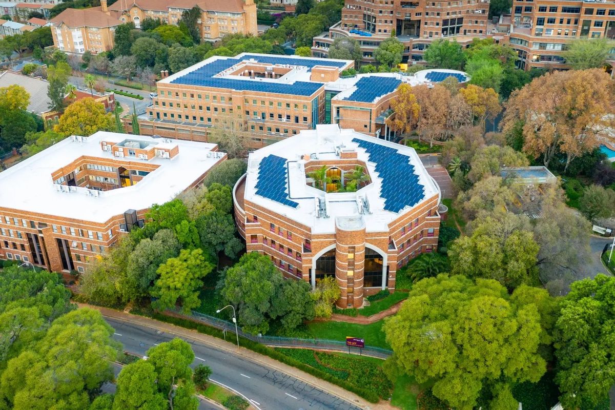 SUNNYSIDE OFFICE PARK: A Refined Business Address with Timeless Charm & Unmatched Convenience - Photo 2