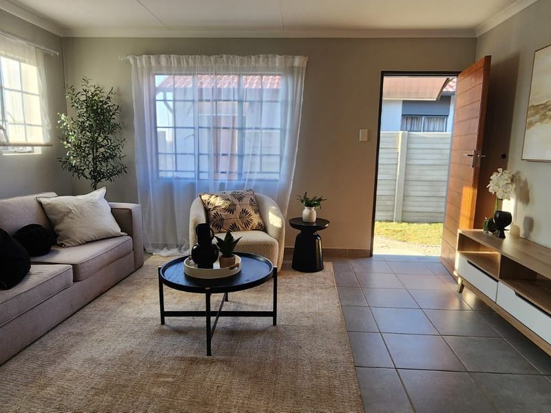 Prime 3-Bed, 2-Bath Family Haven in Sky City – Investor Alert! - Photo 9