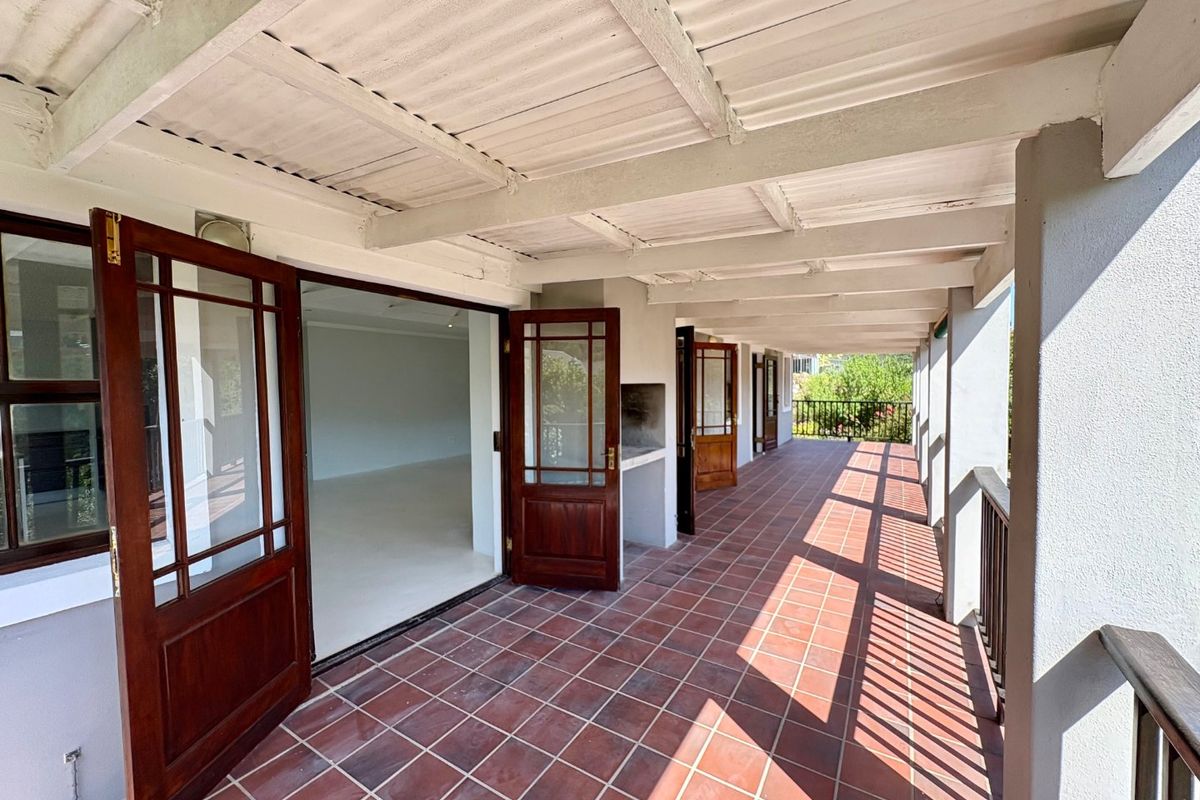 A Versatile Modern Home in Green Pastures Estate - Photo 5