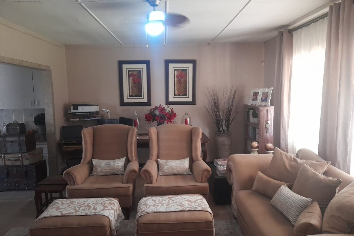 Gem of a Three-bedroom property in SW1 - Photo 3