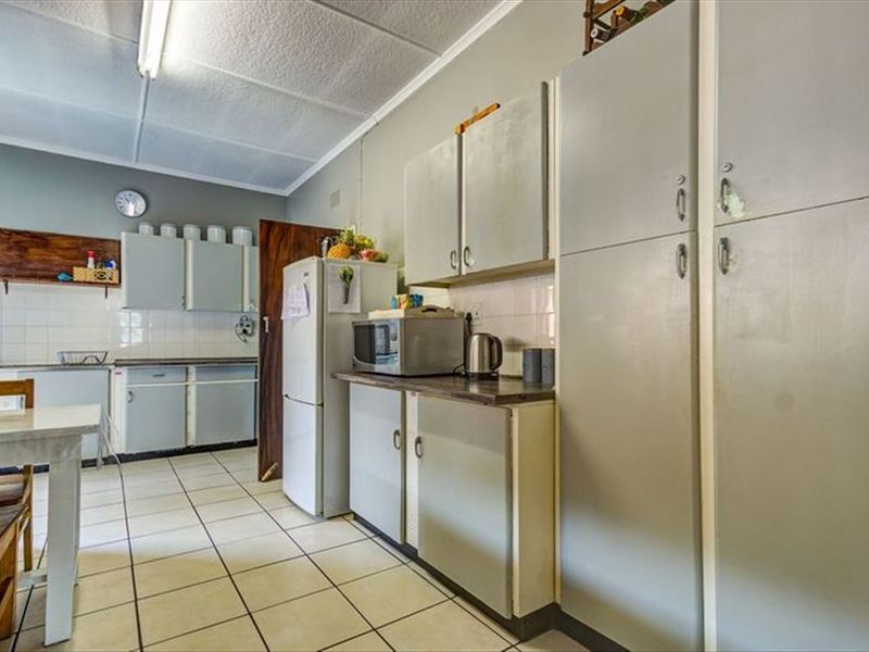 Property Description - Photo 1