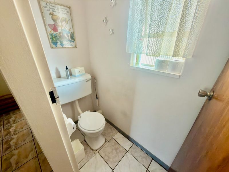 2 Bedroom Apartment for sale in Adamayview - Photo 10