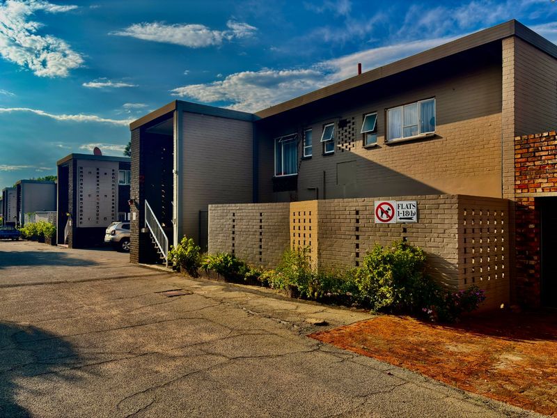 2 Bedroom Apartment for sale in Adamayview - Photo 1
