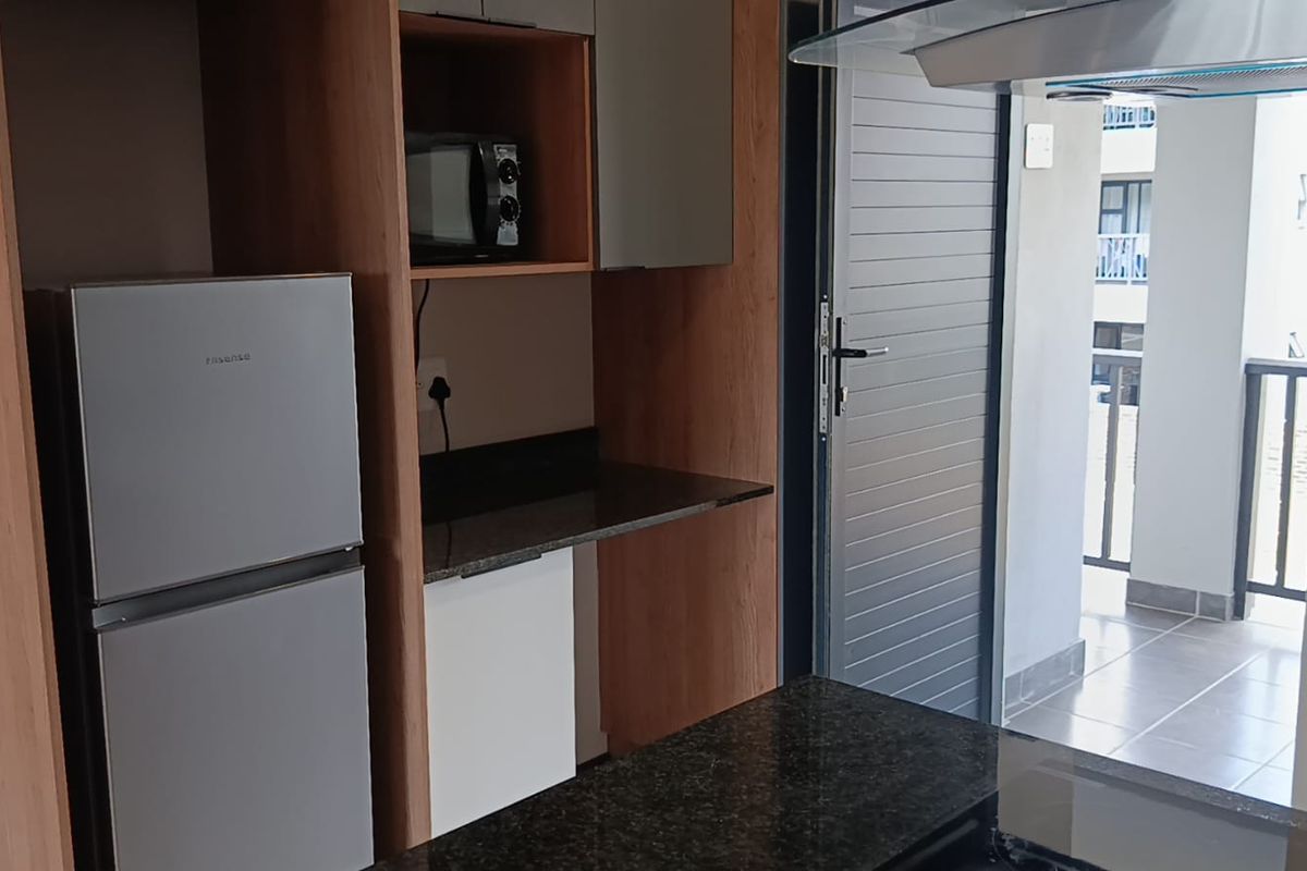 2 Bedroom Apartment In Lorraine  - Photo 5