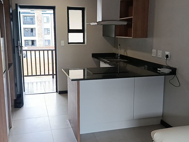 2 Bedroom Apartment In Lorraine  - Photo 4