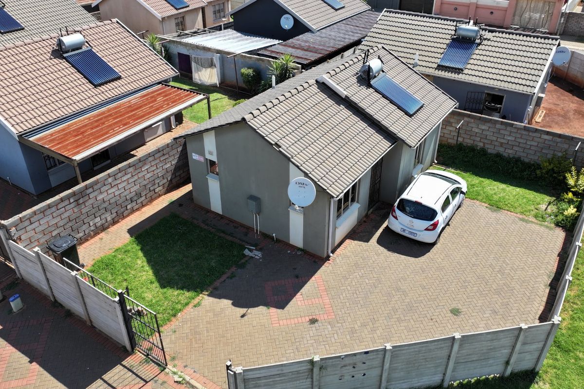 Spacious 2Bedroom House for Sale in Sky City - Photo 3