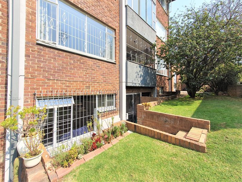 Prime Ground Floor Unit for Sale | Heart of Linden - Photo 10