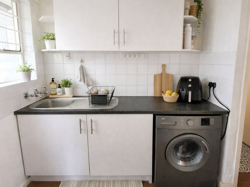 Prime Ground Floor Unit for Sale | Heart of Linden - Photo 4