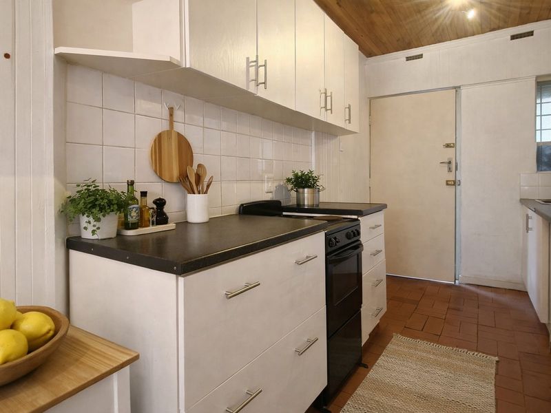 Prime Ground Floor Unit for Sale | Heart of Linden - Photo 3