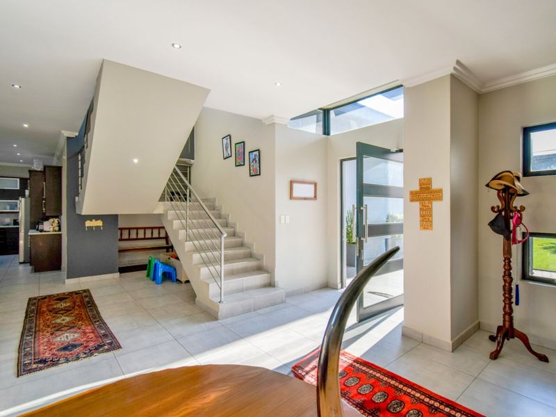 Glamorous 4 Bedroom Home in Lombardy Estate with Solar and Borehole - Photo 5