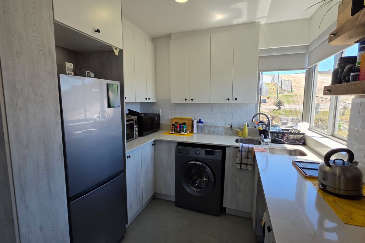 Penthouse Apartment... Rooftop Garden... Private Swimming Pool !!! - Photo 4