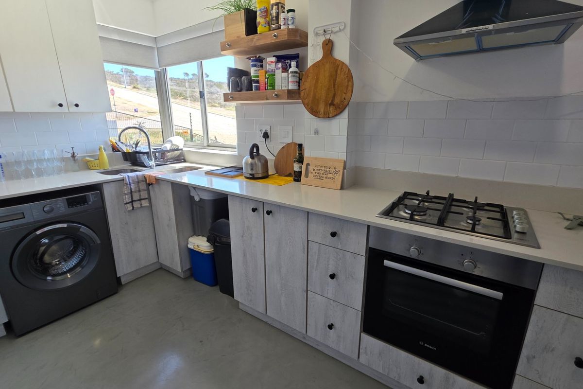 Penthouse Apartment... Rooftop Garden... Private Swimming Pool !!! - Photo 3