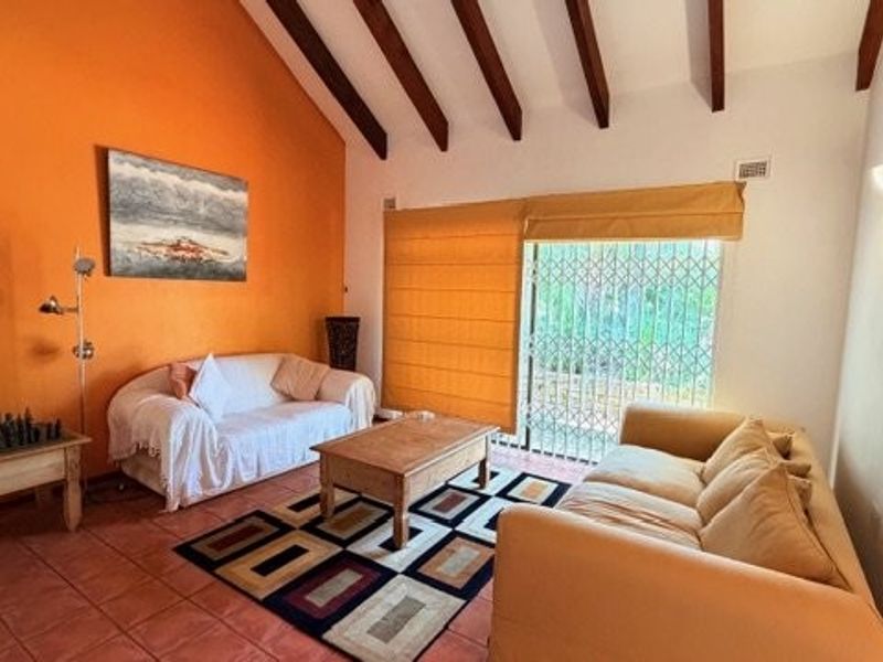 A Relaxed Seaside Sanctuary In Leisure Bay - Photo 10