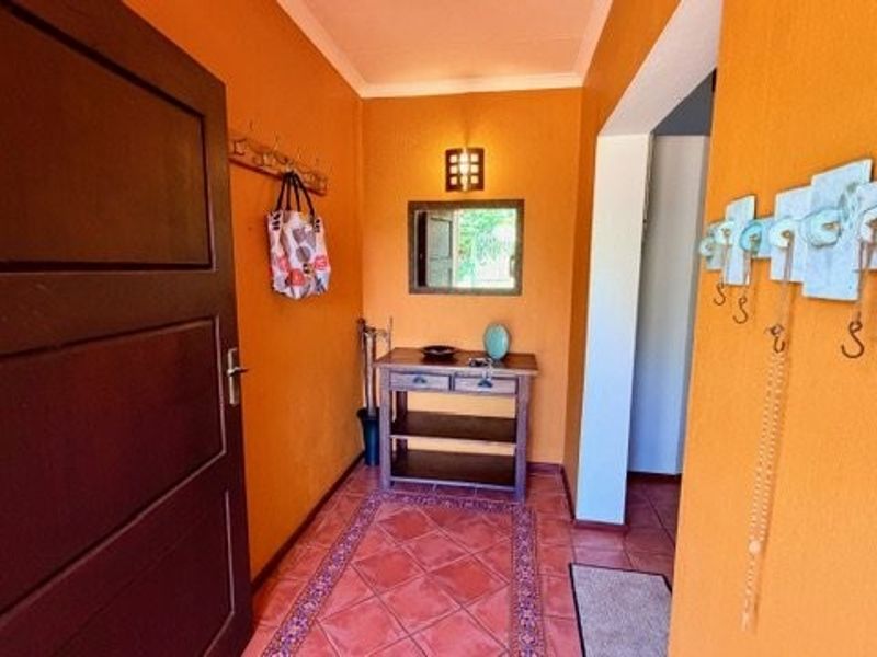 A Relaxed Seaside Sanctuary In Leisure Bay - Photo 9