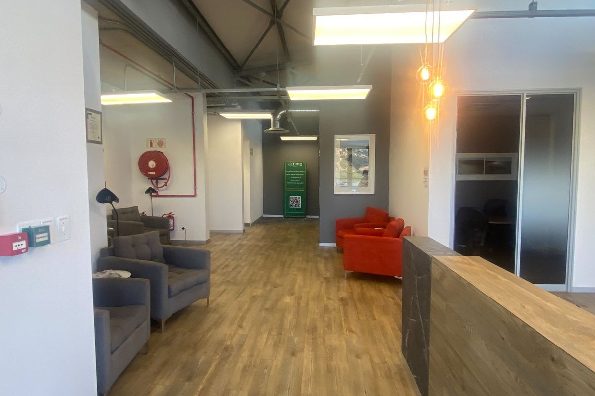 746m2 Prime Space to Let  - Photo 4