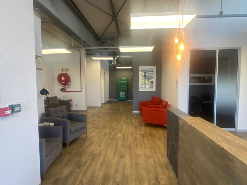 746m2 Prime Space to Let  - Photo 4