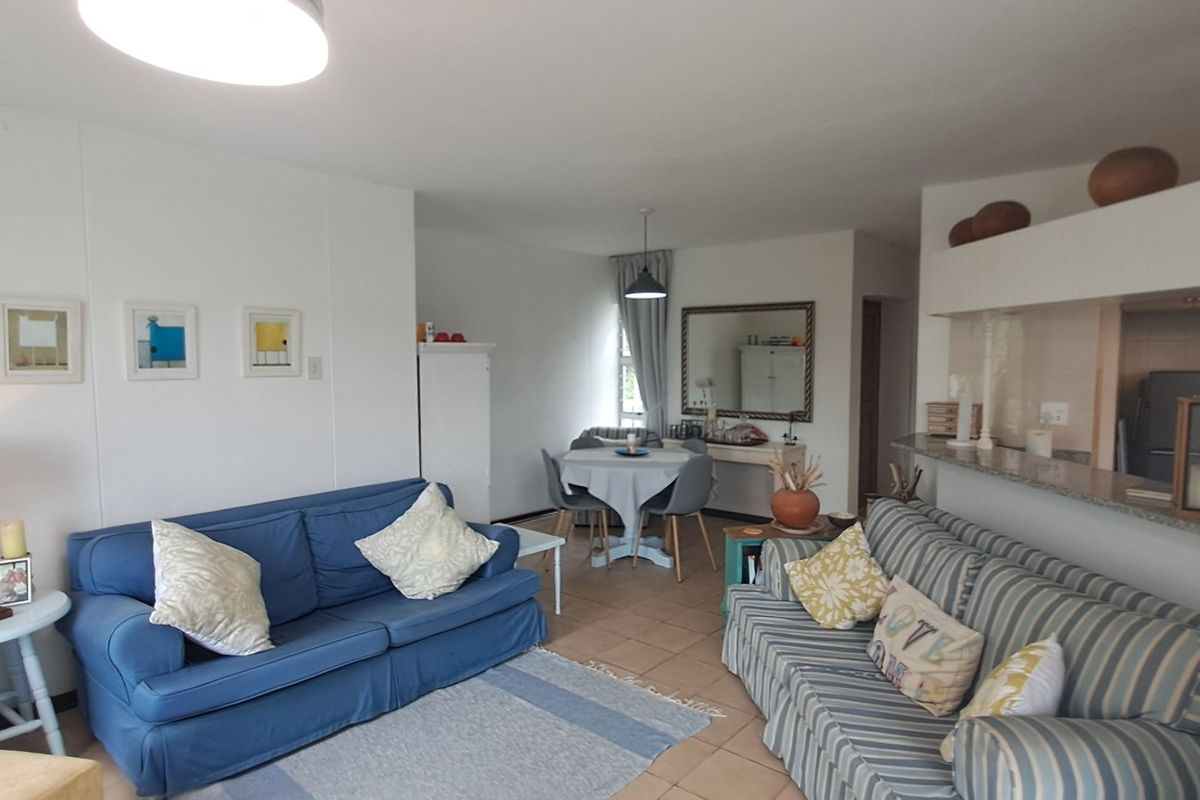 3 Bedroom Apartment overlooking Ramsgate Main Beach and Lagoon!! / SOLE MANDATE!! - Photo 5