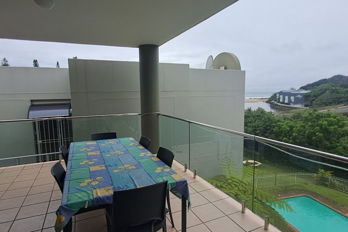 3 Bedroom Apartment overlooking Ramsgate Main Beach and Lagoon!! / SOLE MANDATE!! - Photo 2