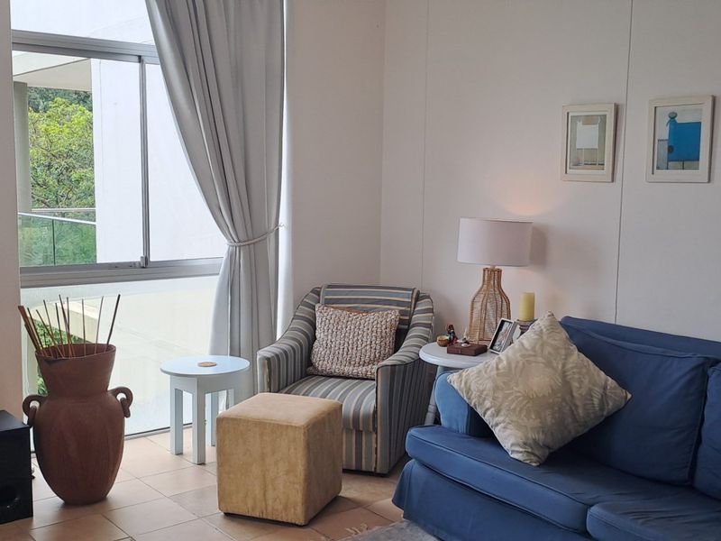 3 Bedroom Apartment overlooking Ramsgate Main Beach and Lagoon!! / SOLE MANDATE!! - Photo 7