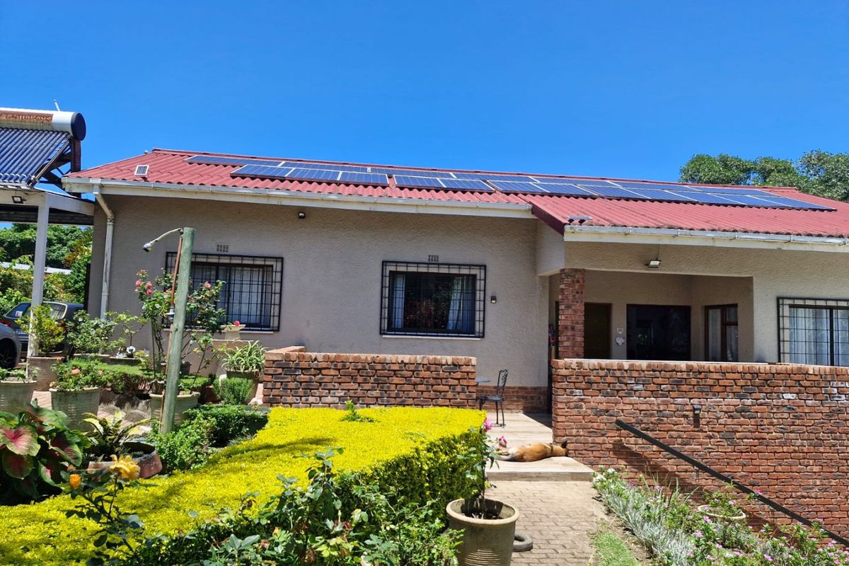 Coastal living at it's best with walking distance to the beach - Photo 2