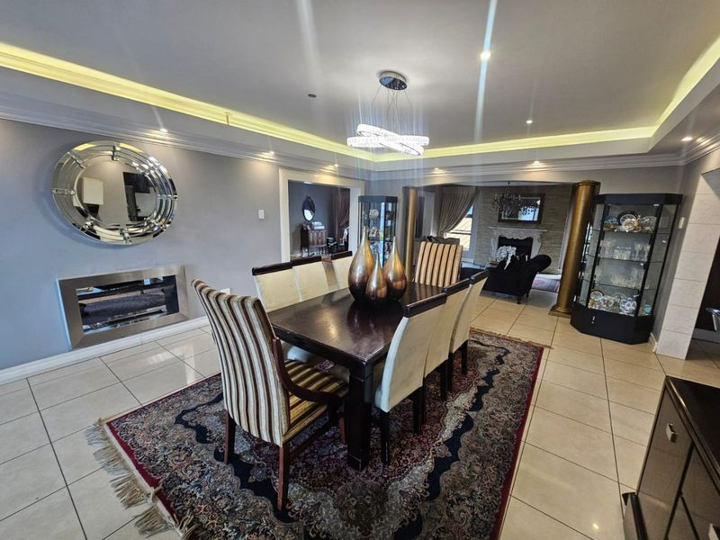 A Beautiful 6 Bedroom 5 Bathroom house for rent in Monavoni - Photo 5