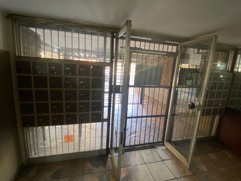 2 bedroom apartment for sale in Sunnyside  - Photo 5