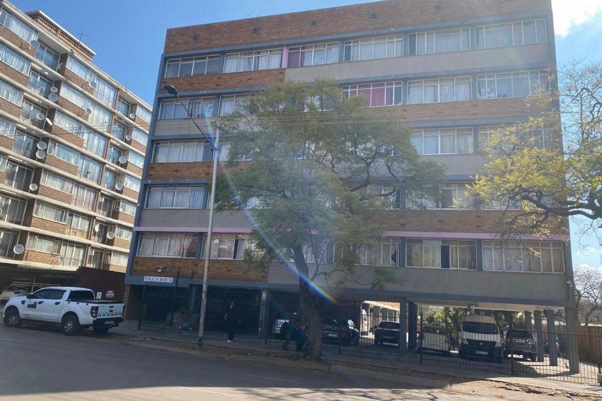 2 bedroom apartment for sale in Sunnyside  - Photo 2