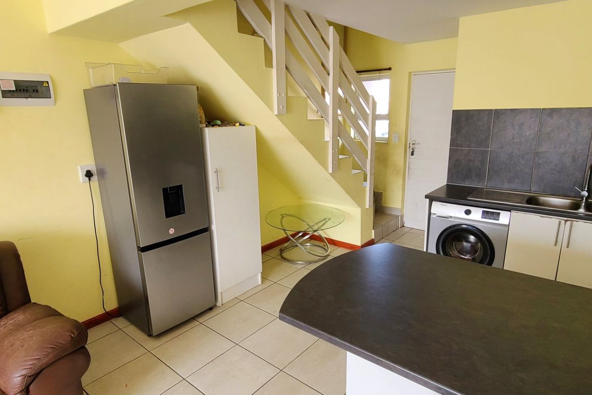 Safe and Secure Living...  - Photo 4