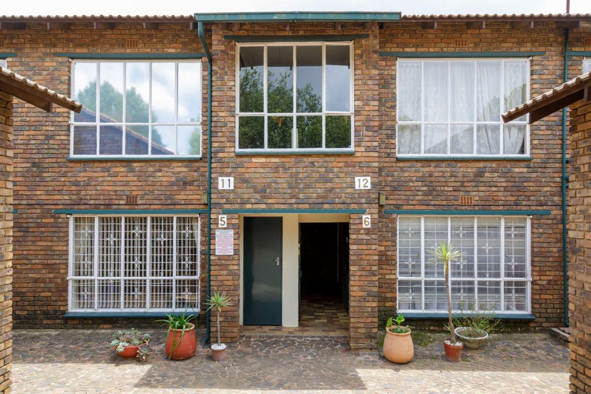 Spacious Flat/Apartment in Wilro Park - Photo 2