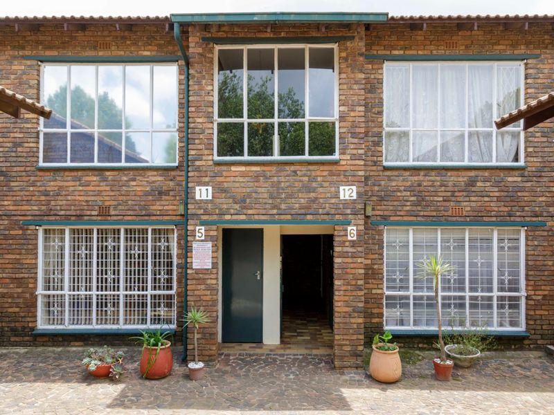 Spacious Flat/Apartment in Wilro Park - Photo 2