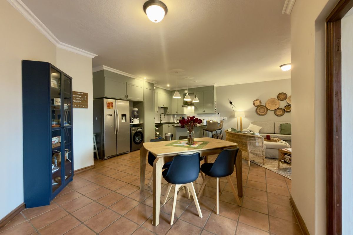 Sole & Exclusive Mandate | Modern Ground-Floor Apartment in Landsmeer Equestrian Estate - Photo 3