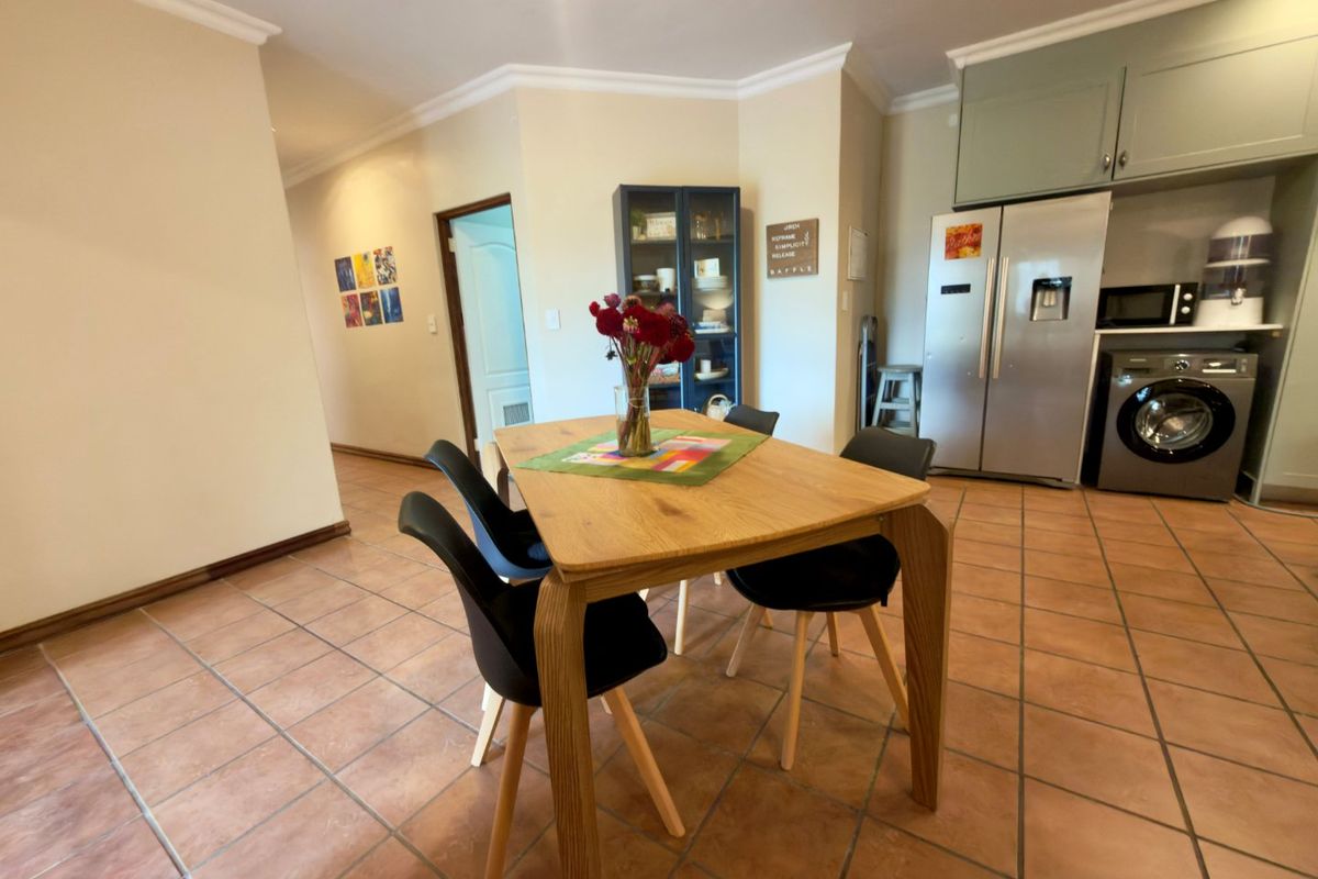 Sole & Exclusive Mandate | Modern Ground-Floor Apartment in Landsmeer Equestrian Estate - Photo 4