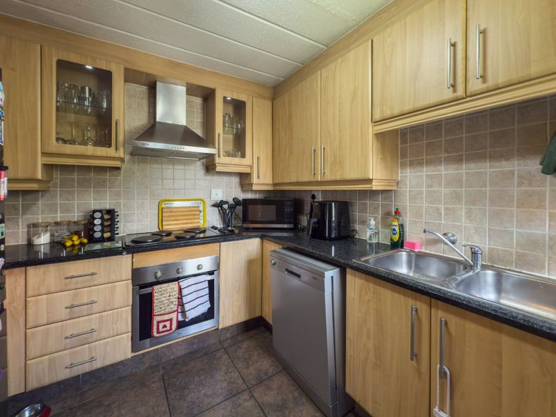 MOVE IN READY! Modern Family Duplex in a Sought After Eden Glen Complex - Photo 9