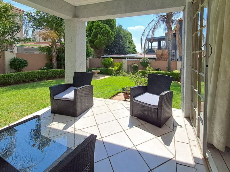 Immaculate 3-Bedroom Cluster with Private Garden in Secure Estate - Photo 6