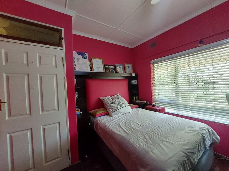 4 Bedroom House for Sale, Stanger Heights - Photo 9