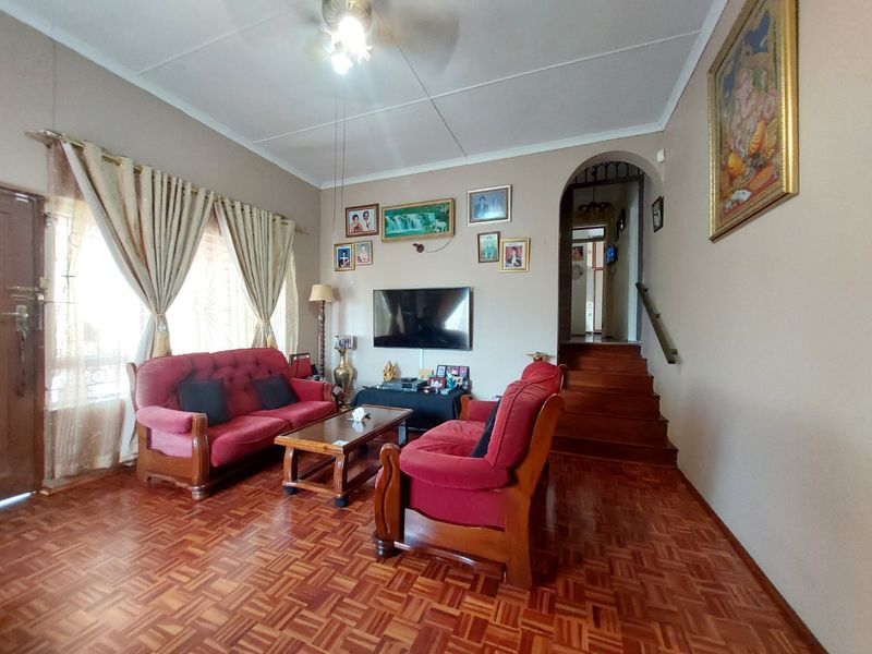 4 Bedroom House for Sale, Stanger Heights - Photo 3