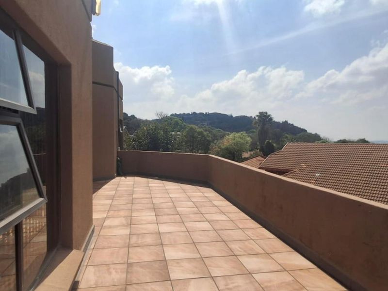 4 Bedroom Family Home for Sale | Kloofendal, Roodepoort - Photo 6