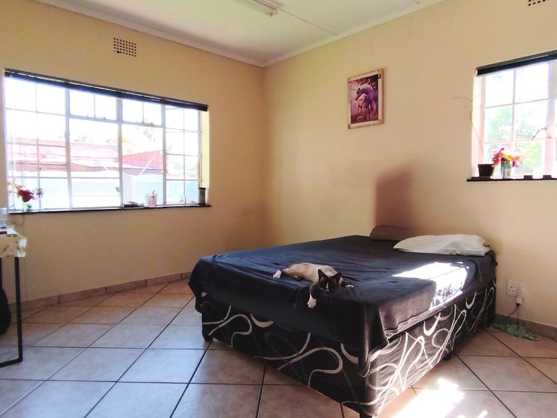 4 Bedroom Family Home for Sale in Vanderbijlpark SW 1 - Photo 10