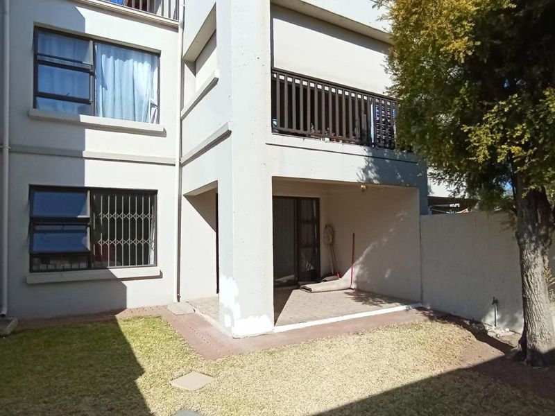 1 Bedroom Apartment for Sale in Sunninghill - Photo 7