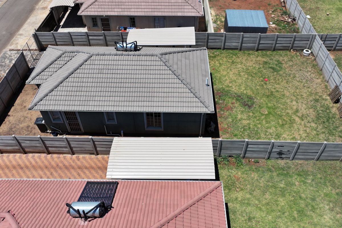 Stunning 3Bedroom House for Sale in Sky City - Photo 4