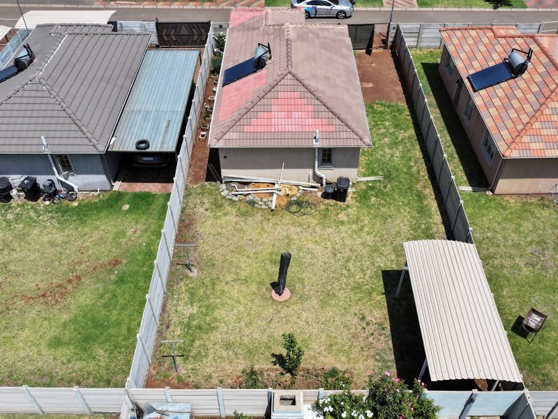 Spacious 3Bedroom House for Sale in Sky City - Photo 8