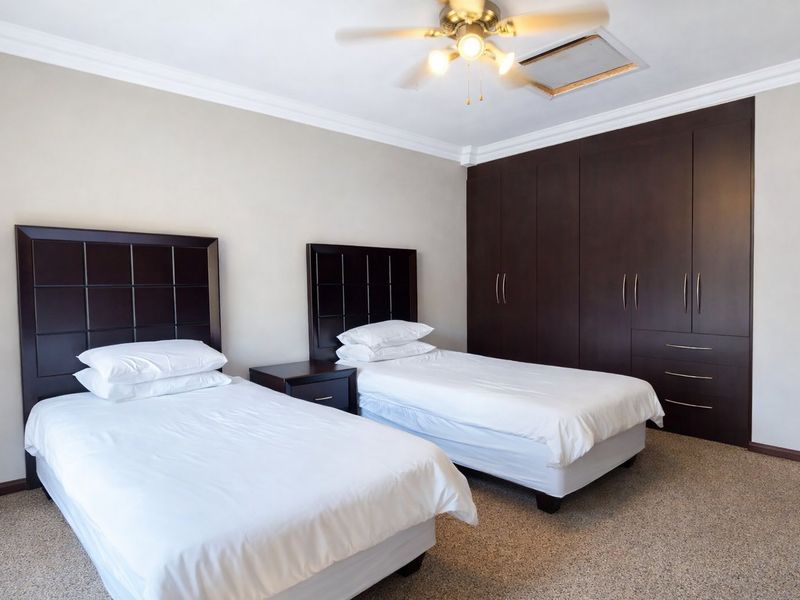 Charming Family Home in Sought-After Double Enclosed Village – Sunward Park, Boksburg - Photo 3