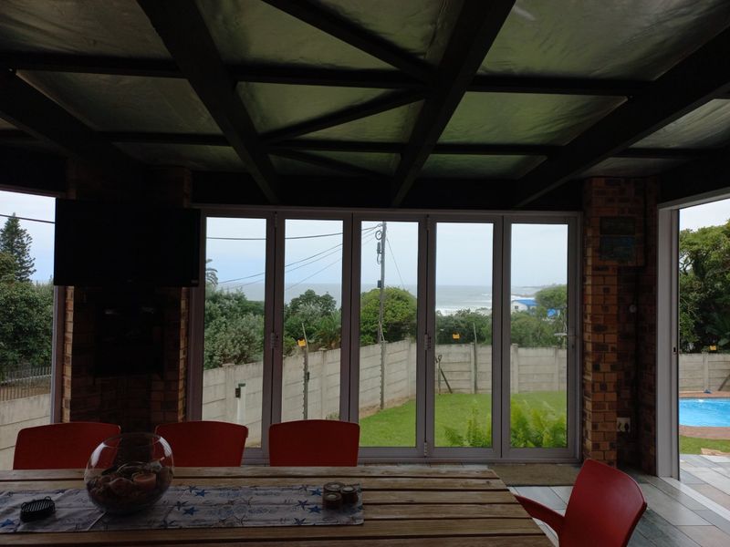 Georgeous 4 bedroom Home with breathtaking Sea Views Leisure Bay - Photo 6